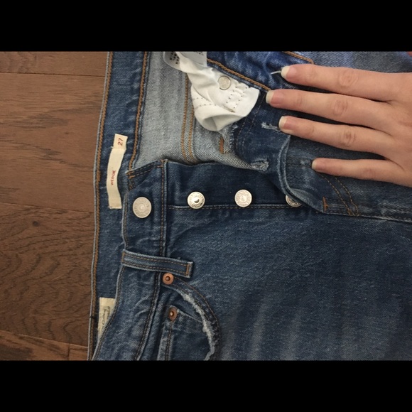 Levi’s wedgie blue jeans size 27 - Picture 4 of 6